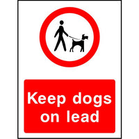 Keep dogs on lead sign